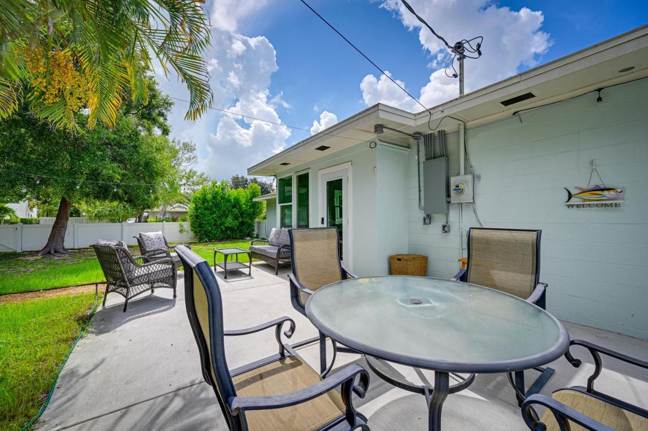 Sunny Sarasota Home With Private Yard And Fire Pit! Exterior photo