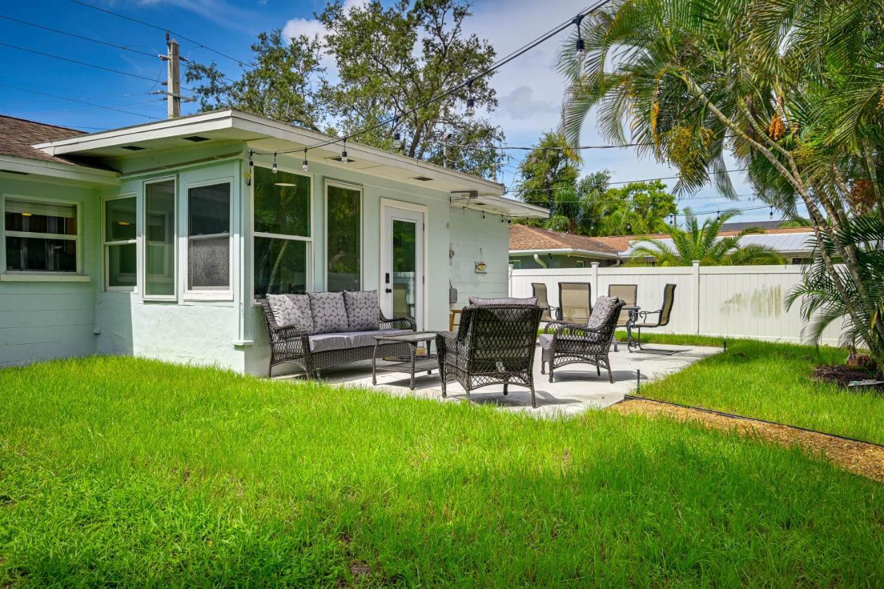 Sunny Sarasota Home With Private Yard And Fire Pit! Exterior photo